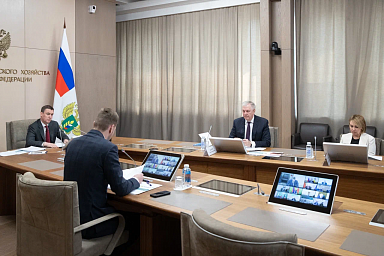В России провели яровой сев на площади 2,2 млн гектаров В России провели яровой сев на площади 2,2 млн гектаров