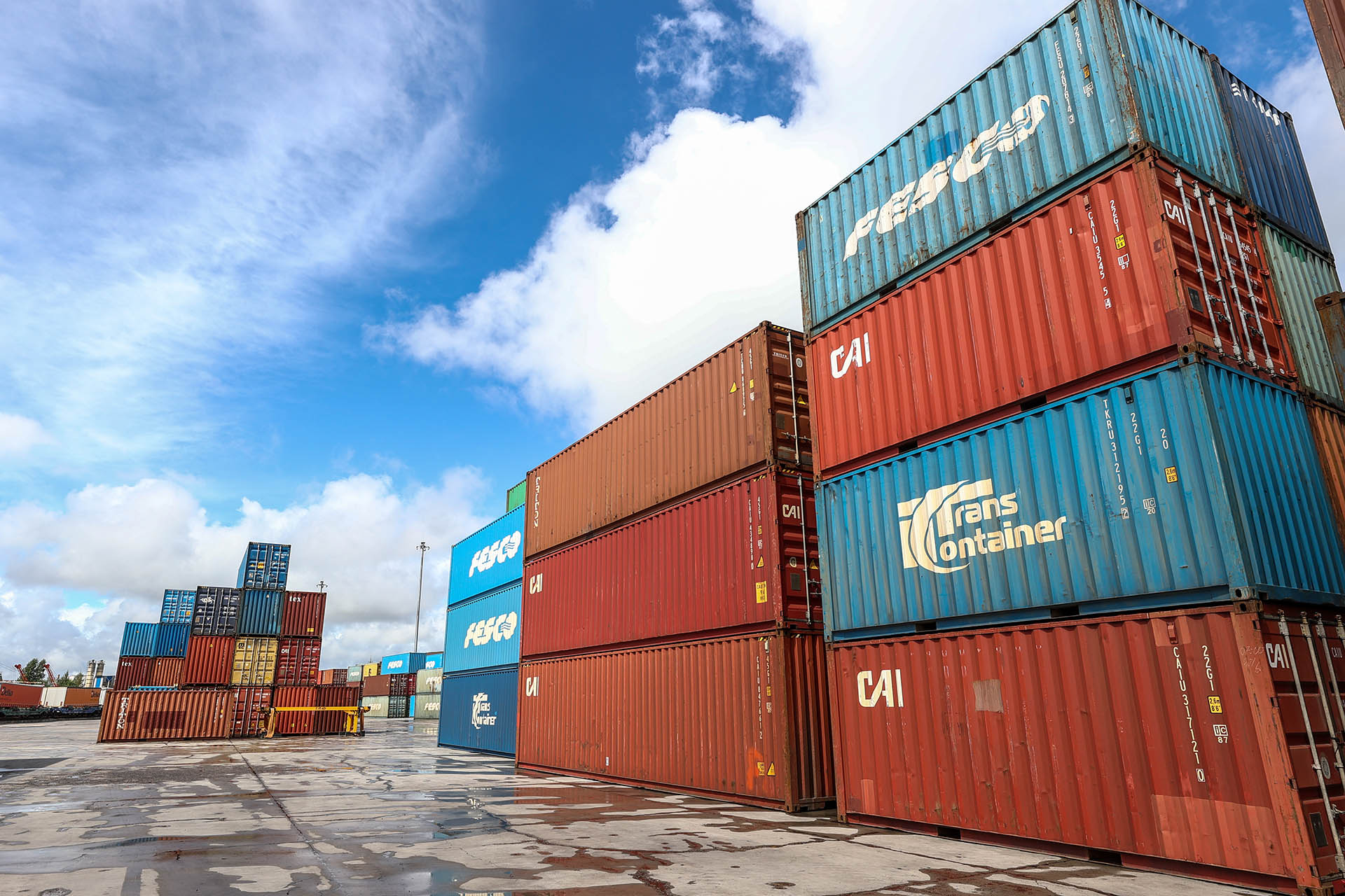 Путин заявил о росте объемов внешнеторгового оборота РФ с основными зарубежными партнерами