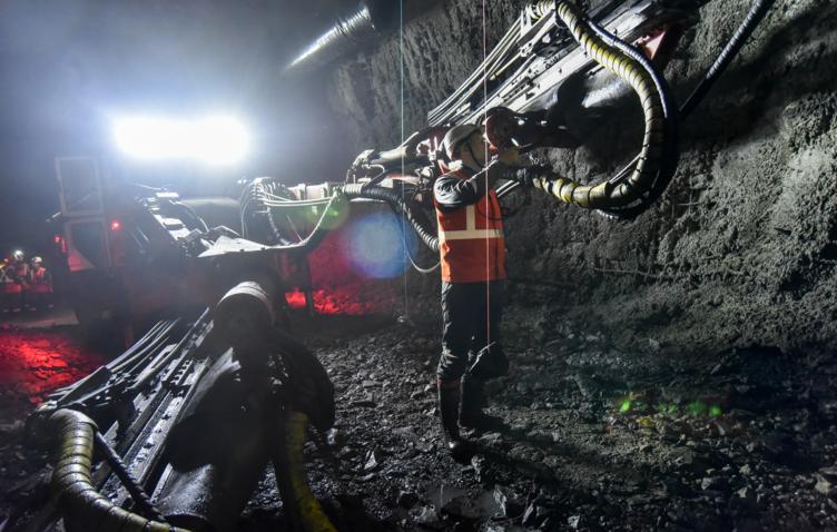 В РФ с начала года открыто больше 200 месторождений твердых полезных ископаемых